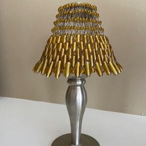 Tealight lamp